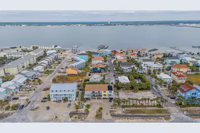 8468 Gulf Boulevard # UT-4, Navarre, FL 32566 - Photo 31