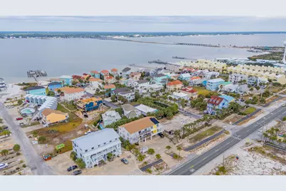 8468 Gulf Boulevard # UT-4, Navarre, FL 32566 - Photo 39