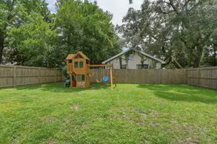 1118 48th St, Niceville, FL 32578 - Photo 21