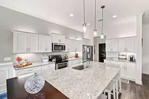 6071 Walk Along Wy, Crestview, FL 32536 - Photo 13