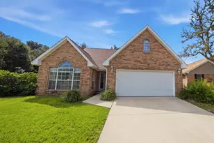 2812 Lee Trevino Ct, Shalimar, FL 32579 - Photo 3