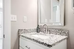 942 Rue De Palms Dr, Niceville, FL 32578 - Photo 37
