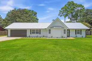 942 Rue De Palms Dr, Niceville, FL 32578 - Photo 1