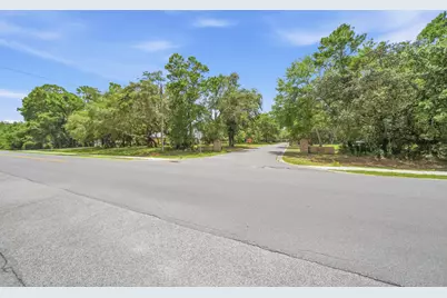 942 Rue De Palms Drive, Niceville, FL 32578 - Photo 43