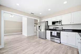 942 Rue De Palms Dr, Niceville, FL 32578 - Photo 21