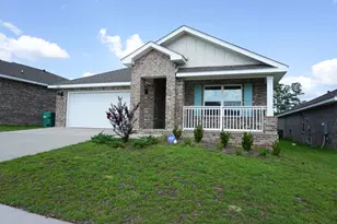 4703 Airmen Dr, Crestview, FL 32539 - Photo 1