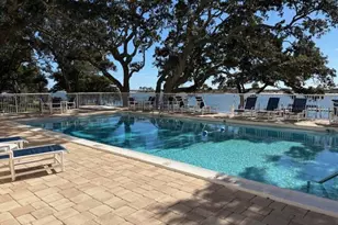 209 W Miracle Strip Pkwy, Mary Esther, FL 32569 - Photo 29