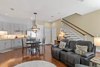 207 W Jackson Street #11, Pensacola, FL 32501 - Photo 5