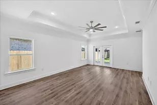 1607B 26th St, Niceville, FL 32578 - Photo 23