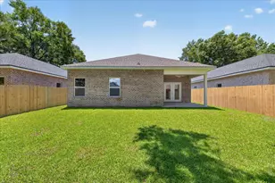 1607B 26th St, Niceville, FL 32578 - Photo 45