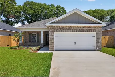 1607B 26th Street, Niceville, FL 32578 - Photo 1