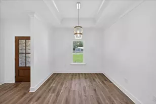 1607B 26th St, Niceville, FL 32578 - Photo 11