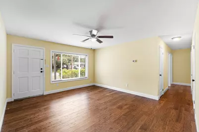 234 NW Holmes Boulevard, Fort Walton Beach, FL 32548 - Photo 3
