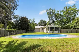 3017 Airport Rd, Crestview, FL 32539 - Photo 23