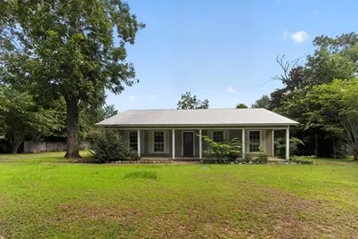 3017 Airport Road, Crestview, FL 32539 - Photo 1