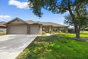 8451 Holley Hills Cir, Navarre, FL 32566 - Photo 1