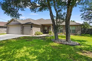 8451 Holley Hills Cir, Navarre, FL 32566 - Photo 7