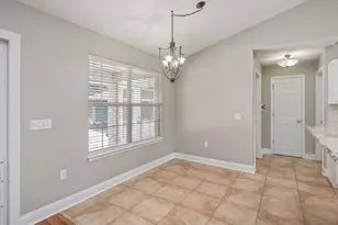 307 Gauntlet Dr, Crestview, FL 32539 - Photo 9