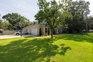 166 Grandview Ave, Valparaiso, FL 32580 - Photo 7