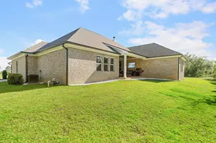410 Coastal Breeze Dr, Freeport, FL 32439 - Photo 7