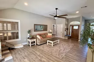 304 Patricia Ln, Fort Walton Beach, FL 32547 - Photo 11