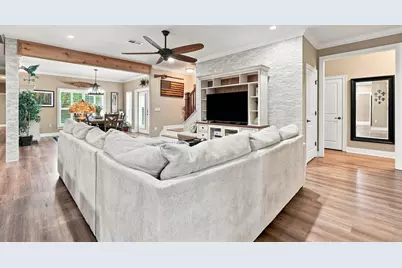 638 NE Country Club Avenue, Fort Walton Beach, FL 32547 - Photo 15