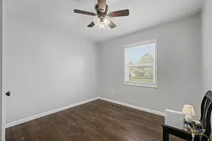 217 NW Katherine Pl, Fort Walton Beach, FL 32548 - Photo 13