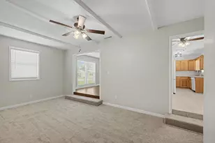 217 NW Katherine Pl, Fort Walton Beach, FL 32548 - Photo 11