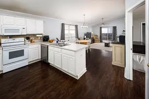 14 2nd St, Shalimar, FL 32579 - Photo 3