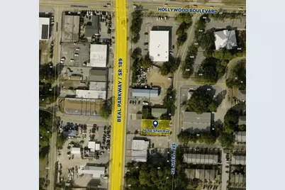 16 SE Shell Avenue, Fort Walton Beach, FL 32548 - Photo 1