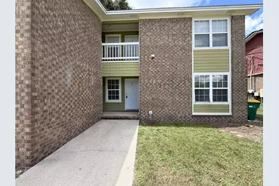 941 Valley Road #Apt. B, Crestview, FL 32539 - Photo 1