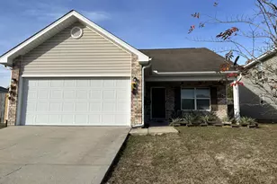 417 Eisenhower Dr, Crestview, FL 32539 - Photo 1