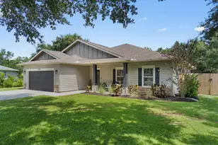 8064 San Pedro Plaza, Navarre, FL 32566 - Photo 11