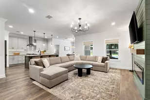 8064 San Pedro Plaza, Navarre, FL 32566 - Photo 17