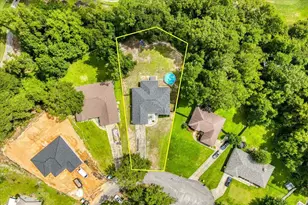 127 Fairway Dr, Crestview, FL 32536 - Photo 3