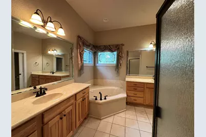 4812 N Mosley Lane, Crestview, FL 32539 - Photo 9