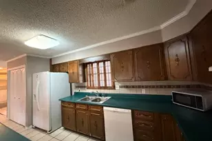 202 Adams Dr, Crestview, FL 32536 - Photo 15