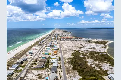8271 Gulf Boulevard #APT 306, Navarre, FL 32566 - Photo 5