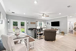 7791 Piper Cir, Milton, FL 32583 - Photo 15