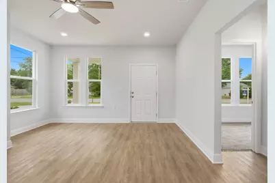 5410 Kee Memorial Drive, Pensacola, FL 32507 - Photo 7