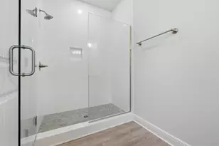5410 Kee Memorial Dr, Pensacola, FL 32507 - Photo 23