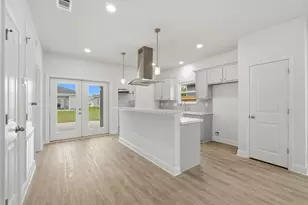 5410 Kee Memorial Dr, Pensacola, FL 32507 - Photo 9