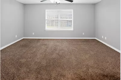 451 Eisenhower Drive, Crestview, FL 32539 - Photo 17