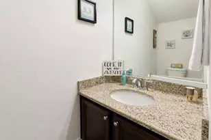 8732 Brown Pelican Cir, Navarre, FL 32566 - Photo 9