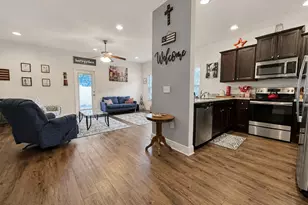 8732 Brown Pelican Cir, Navarre, FL 32566 - Photo 3
