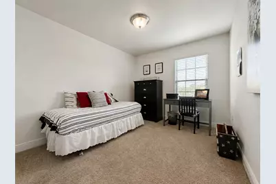 8732 Brown Pelican Circle, Navarre, FL 32566 - Photo 17