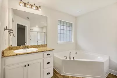 3172 Hickory Street, Navarre, FL 32566 - Photo 21