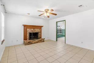 2618 N Windsor Ln, Fort Walton Beach, FL 32547 - Photo 5
