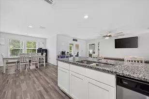 520 Whispering Creek Ave, Freeport, FL 32439 - Photo 15