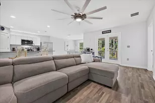 520 Whispering Creek Ave, Freeport, FL 32439 - Photo 11
